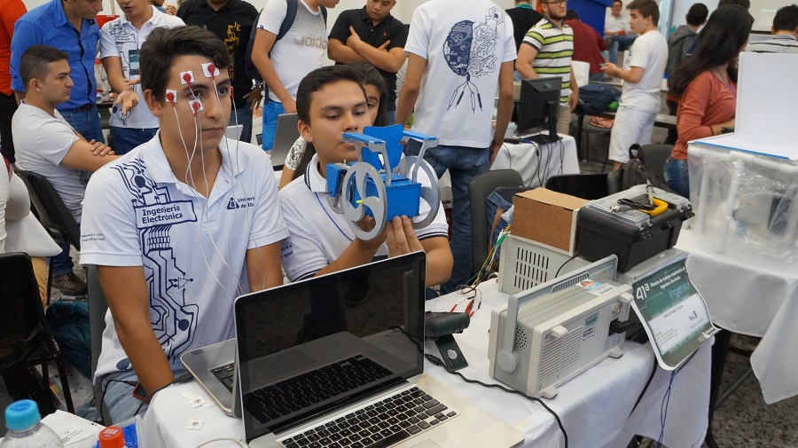 Dylan Santiago Lasso Guayara, con 22 años y en último semestre de Ingeniería Electrónica, se dará el lujo de trabajar, desde agosto y por cinco meses, en el Laboratorio de Ciencias de las Imágenes de la Universidad Nacional del Sur.